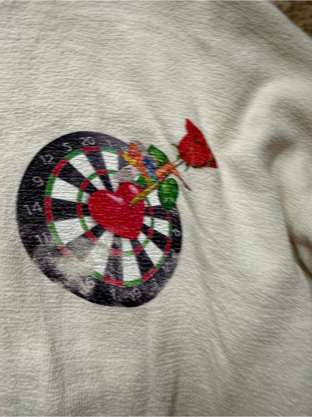 Boys lie Cream Crewneck Sweatshirt with Dartboard Graphic size small - Picture 3 of 4